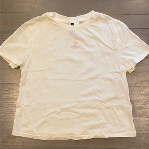 Basic white tee with heart embroidery